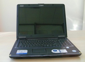laptop ASUS PRO72Q-7S008