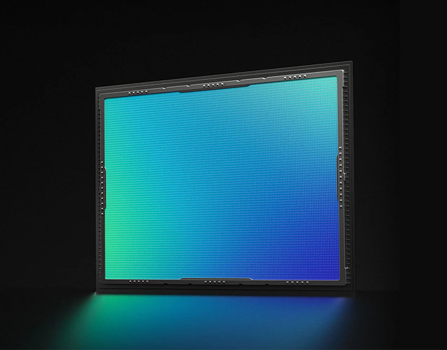 Light Fusion 1050L на Xiaomi 17 Ultra разполага с 1-инчов ултра-голям сензор, заедно с LOFIC HDR технология, осигуряваща впечатляващи нощни изображения.
