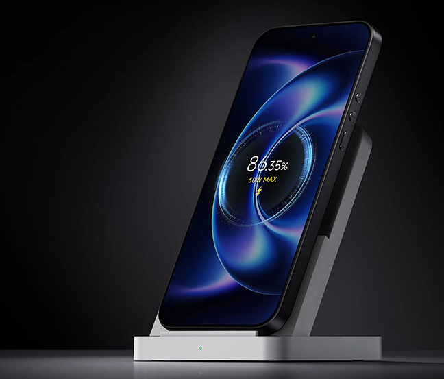 Xiaomi 17 Ultra прави зареждането още по-удобно, като поддържа 90 W PPS стандарт и 22,5 W кабелно реверсивно зареждане, позволявайки ви да зареждате други съвместими устройства бързо.
