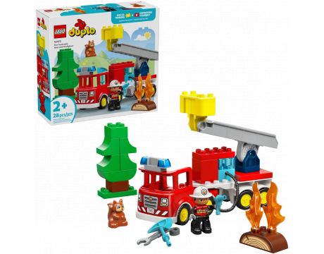 LEGO Fire Truck with Hose and Firefighter на супер цени