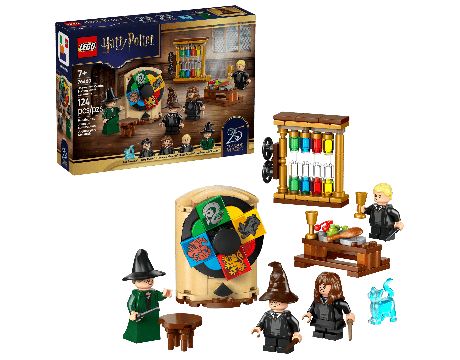 LEGO Hogwarts™ Castle: Sorting Hat™ Ceremony на супер цени