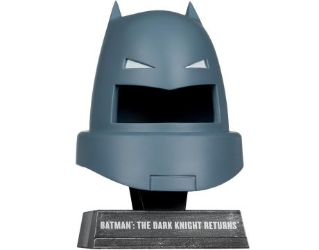 McFarlane DC Comics: Armored Batman (The Dark Knight Returns) на супер цени
