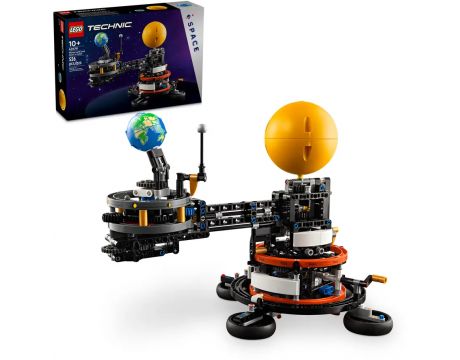 LEGO Planet Earth and Moon in Orbit на супер цени