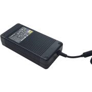 Съвместим захранващ адаптер Makki 180W, черен на супер цени